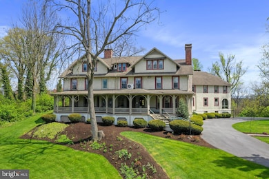 1090 Ragged Edge Rd, Chambersburg, PA 17202 - photo 2