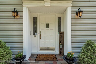 26-FrontDoor.