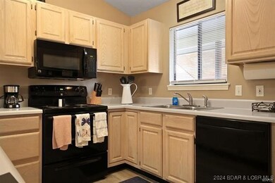 611 Lazy Days Rd unit X11, Osage Beach, MO 65065 - photo 4