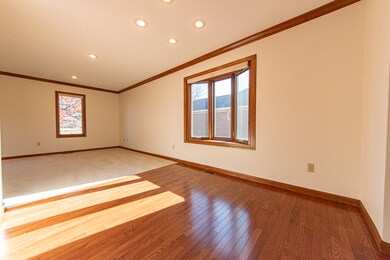 3188 Valley Forge Ave, Columbus, IN 47203 - photo 4