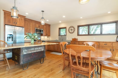 W352N6080 Bauers Ln, Oconomowoc, WI 53066 - photo 5