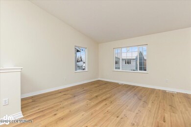 04-Living Room-DW-6905