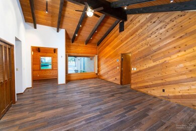 20950 King David Ave, Bend, OR 97702 - photo 4