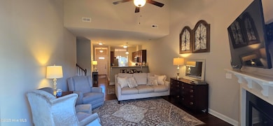 1805 Fox Den Way unit 3, Greenville, NC 27858 - photo 4