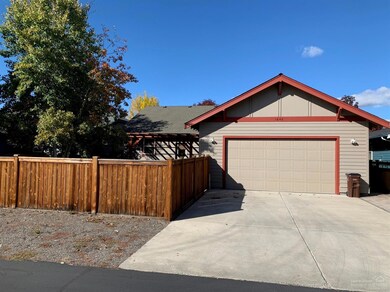 1642 NW Hickory Place, Redmond, OR 97756 - photo 5