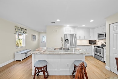 2736 SE Birmingham Dr, Stuart, FL 34994 - photo 7