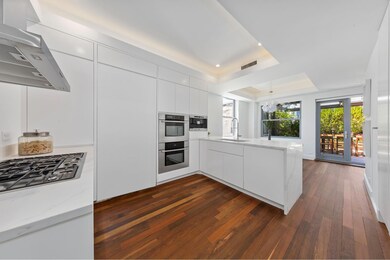 92 Greene St unit PH1, New York, NY 10012 - photo 6