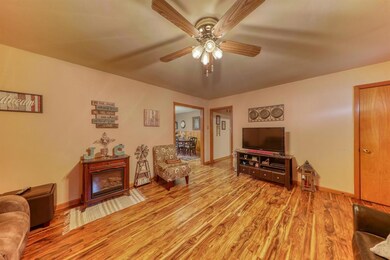 1604 Old Denton Rd, Gainesville, TX 76240 - photo 4