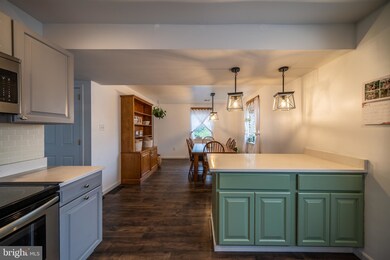 326 Woodlyn Cir, Woodlyn, PA 19094 - photo 7