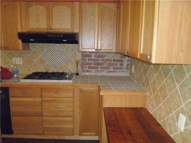 Kitchen. Updated Kitchen cabinets
