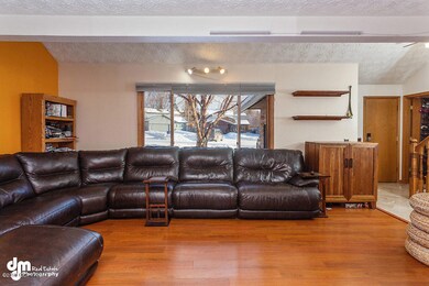 Living Room 8325-SMALL