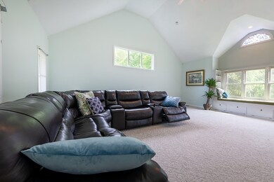 11 Florence Cir, Upton, MA 01568 - photo 7