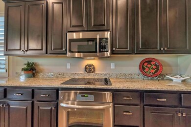 Microwave/Cooktop/Stove