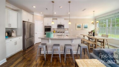 156 Thornberry Rd, Hendersonville, NC 28792 - photo 3