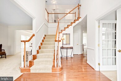 11277 Suffolk Dr, Hagerstown, MD 21742 - photo 2