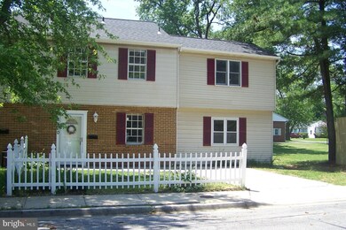 8470 Meadow Ln, Pasadena, MD 21122 - photo 2