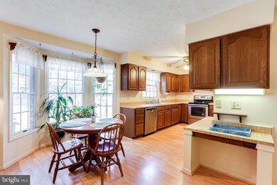 8293 Hammond Branch Way, Laurel, MD 20723 - photo 7