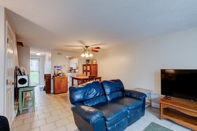 112 Olde Colonial Dr unit 3, Gardner, MA 01440 - photo 4