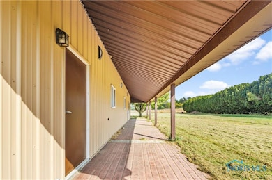 19330 Tuller Rd, Bowling Green, OH 43402 - photo 7