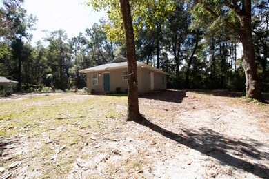 16 Deloriss Dr, Crawfordville, FL 32327 - photo 5