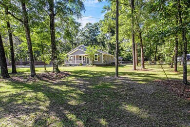 150 Edgewood Dr, Crawfordville, FL 32327 - photo 2