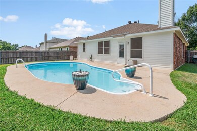 2416 Westheimer Rd, Denton, TX 76210 - photo 4