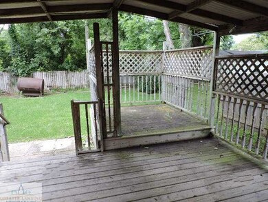 3815 Berwick Dr, Lansing, MI 48911 - photo 7