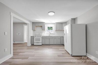 211 Dellinger Rd, Shelby, NC 28152 - photo 6