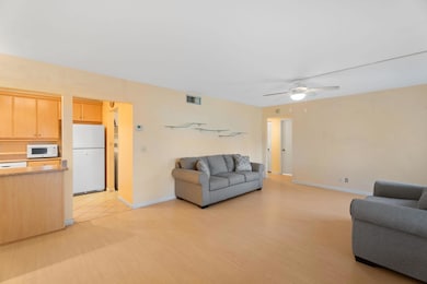 529 Shady Pine Way unit D1, Greenacres, FL 33415 - photo 2