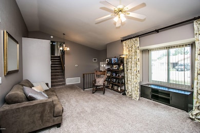 1402 N Pebble Beach Dr, Gilbert, AZ 85234 - photo 3