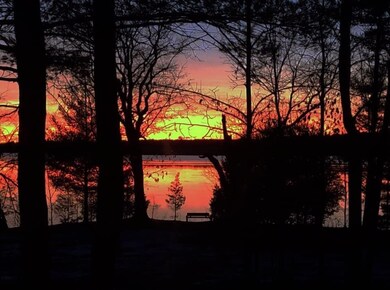 11 Osprey Ln, Newmarket, NH 03857 - photo 2