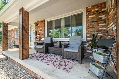 3030 Fairlawn Ct, Columbus, IN 47203 - photo 3