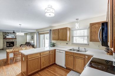 2127 Twin Flower Cir, Grove City, OH 43123 - photo 7