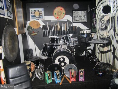 842 Andover Rd, Lansdale, PA 19446 - photo 5