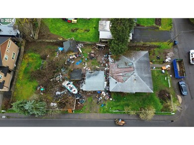 493 D St, Creswell, OR 97426 - photo 2