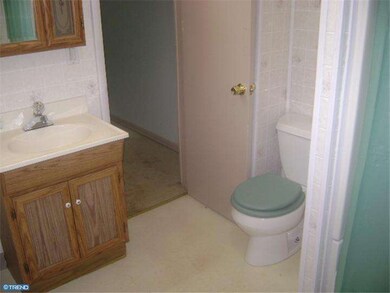 4607 Emery St, Philadelphia, PA 19137 - photo 6