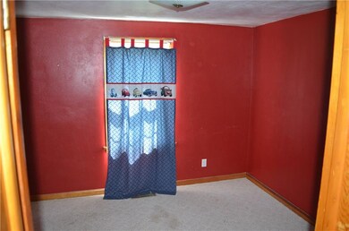 233 E 75th St, Anderson, IN 46013 - photo 7