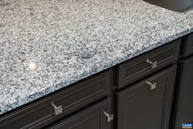 935 Marsac St, Charlottesville, VA 22901 - photo 6