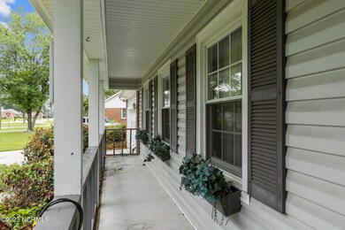 303 University Dr, Jacksonville, NC 28546 - photo 4