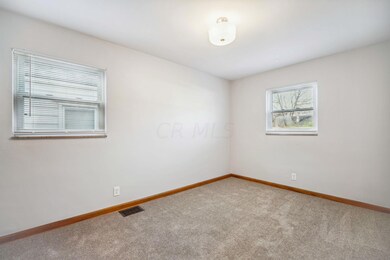 15-web-or-mls-637-wrexham-ave
