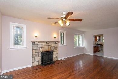 707 Clovis Ave, Capitol Heights, MD 20743 - photo 5