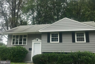 118 W Mill Ave, Capitol Heights, MD 20743 - photo 4