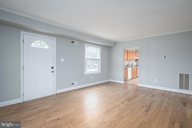 8619 Pioneer Dr, Severn, MD 21144 - photo 7