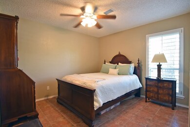 4002 Norwood St, Midland, TX 79707 - photo 6