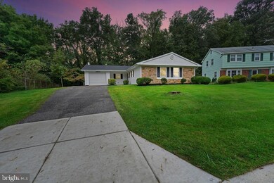 11905 Galaxy Ln, Bowie, MD 20715 - photo 2