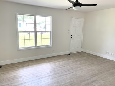 157 Monarch Ln, Clarksville, TN 37042 - photo 2