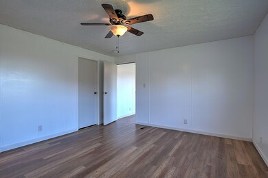 185 Woodlyn Rd, Johnson City, TN 37601 - photo 7