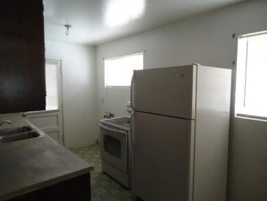 1121 Del Monte St, El Paso, TX 79915 - photo 7