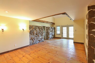 205 Manor Dr, Shavertown, PA 18708 - photo 4