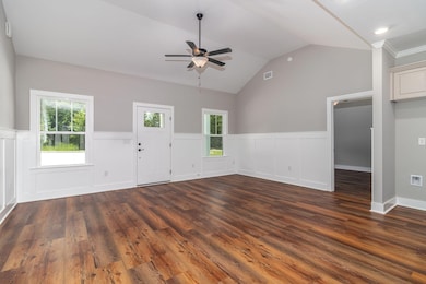 10-web-or-mls-125 JACKIE WAY (c)-